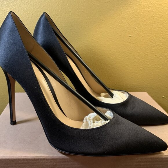 Gianvito Rossi Gianvito 105 Raso Black Leather Pump - Picture 2 of 16